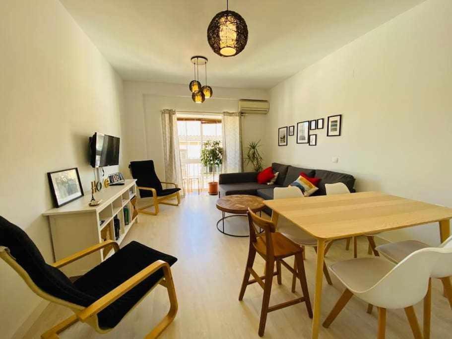 Acogedor Apartamento En El Centro De Malaga Ngoại thất bức ảnh
